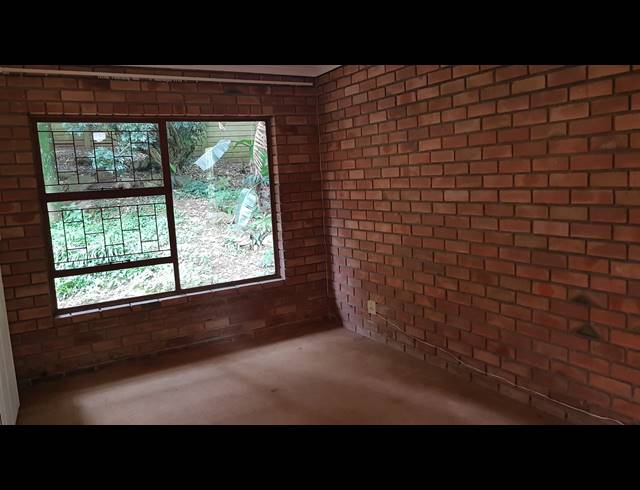 4 BEDROOM HOUSE RENTED IN MONTROSE